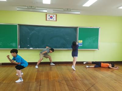 봉주초등학교 연..